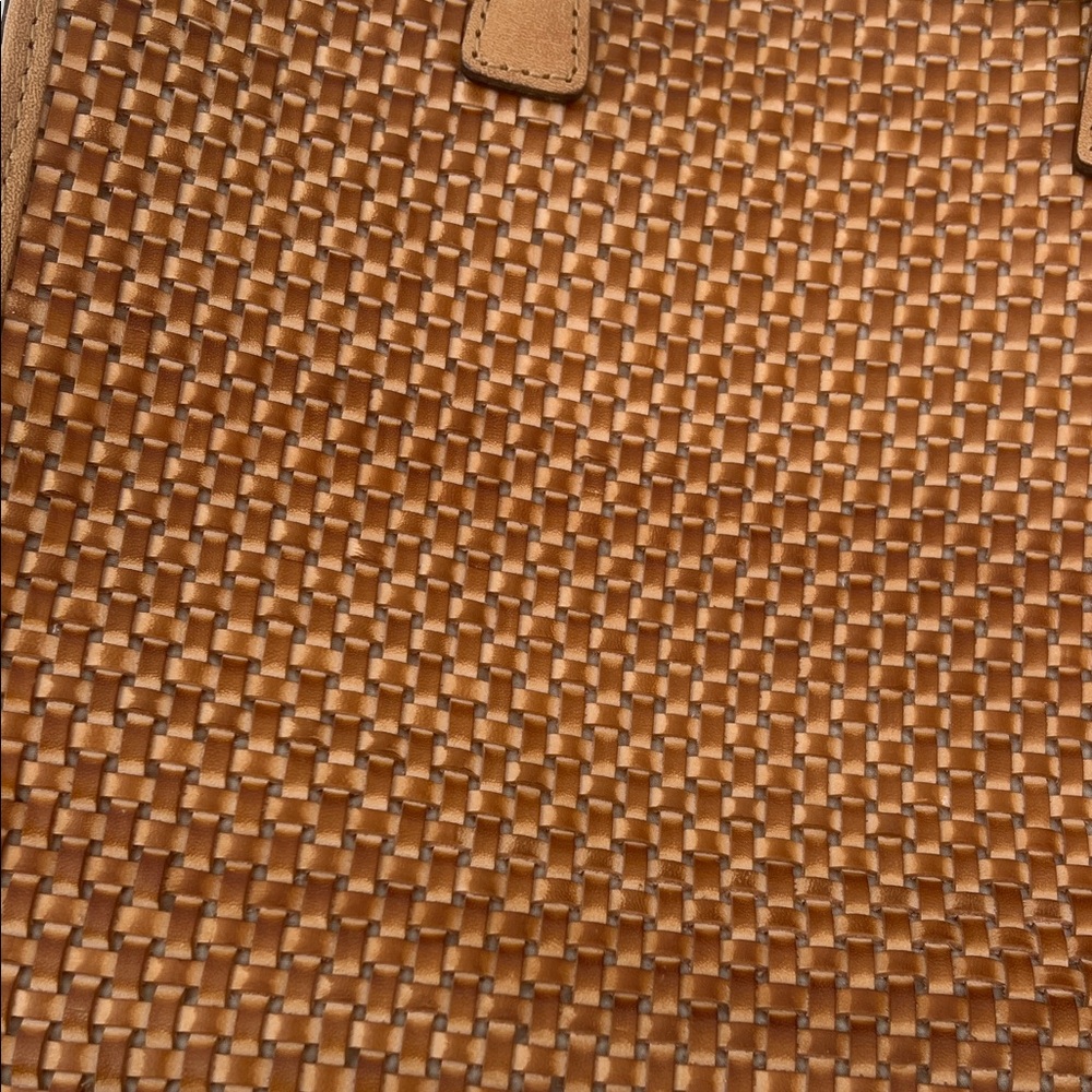 Patricia Nash Tan Woven Leather Shoulder Bag - Picture 7 of 11